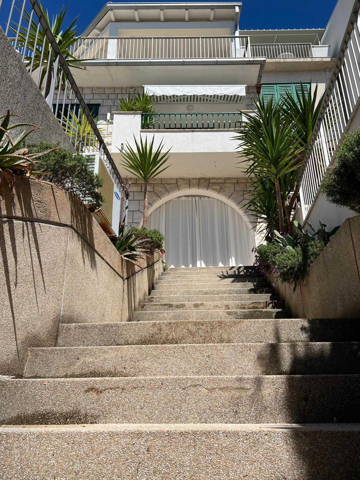 Apartment Chiara Tučepi Екстериор снимка